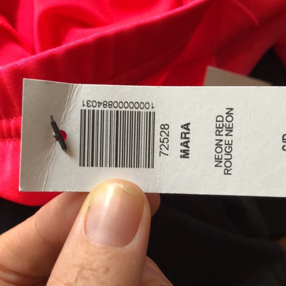 Brand new TNA bike shorts, vibrant neon colour - Picture 4 of 4